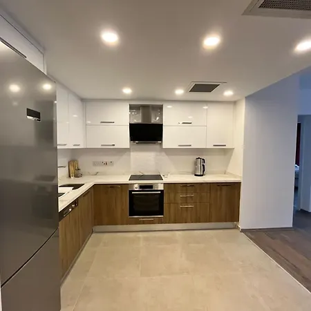 Olive Hill 14 Cozy 2-bed Garden By Holidaykeys * 凯里尼亚