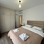 Olive Hill 14 Cozy 2-bed Garden By Holidaykeys *