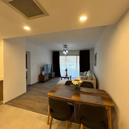 Olive Hill 14 Cozy 2-bed Garden By Holidaykeys Апартаменты Кирения