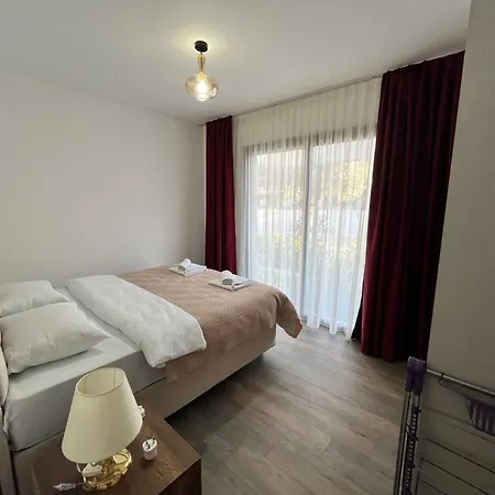 Апартаменты Olive Hill 14 Cozy 2-bed Garden By Holidaykeys